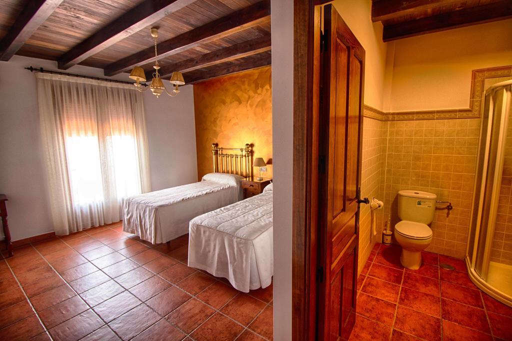 Casa Rural Tia Tomasa Malpartida De Plasencia Zewnętrze zdjęcie